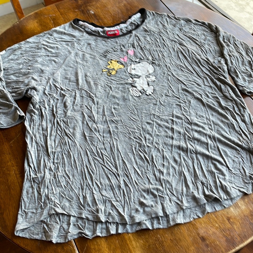 Peanuts Snoopy 3/4 sleeve top. Woman Size 2X